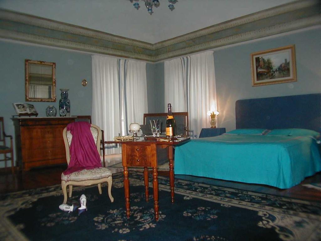 Torre Dei Frati Bed & Breakfast Fossano Pokój zdjęcie