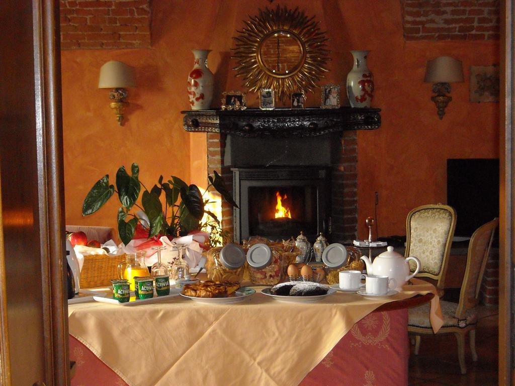 Torre Dei Frati Bed & Breakfast Fossano Zewnętrze zdjęcie