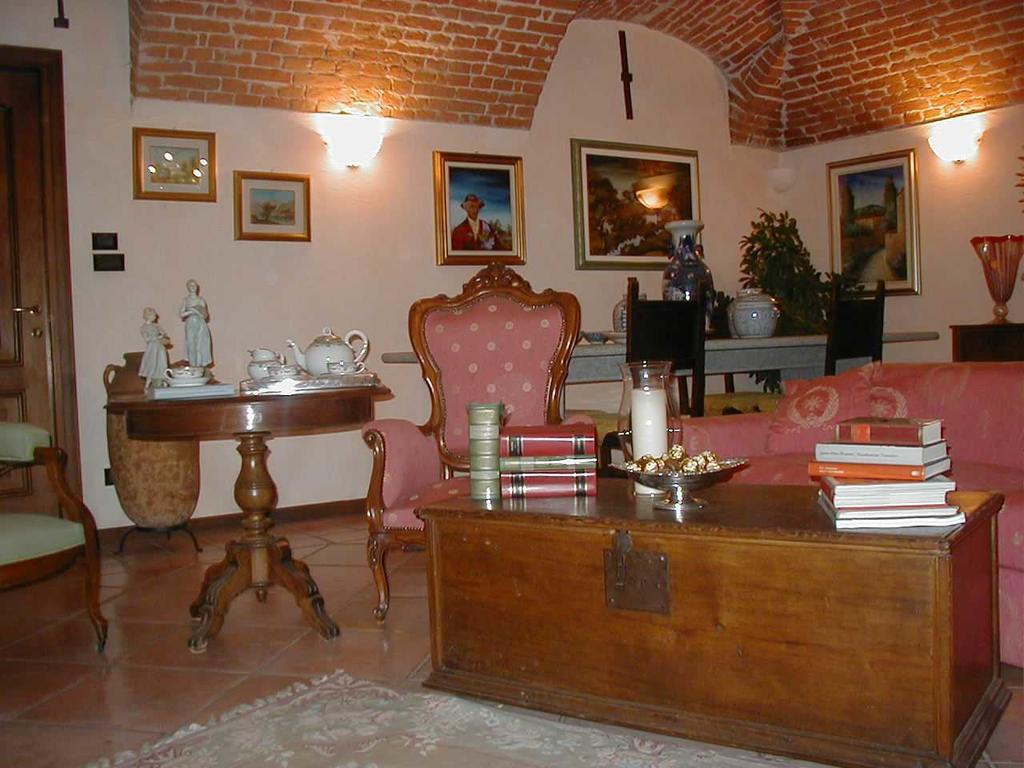 Torre Dei Frati Bed & Breakfast Fossano Zewnętrze zdjęcie